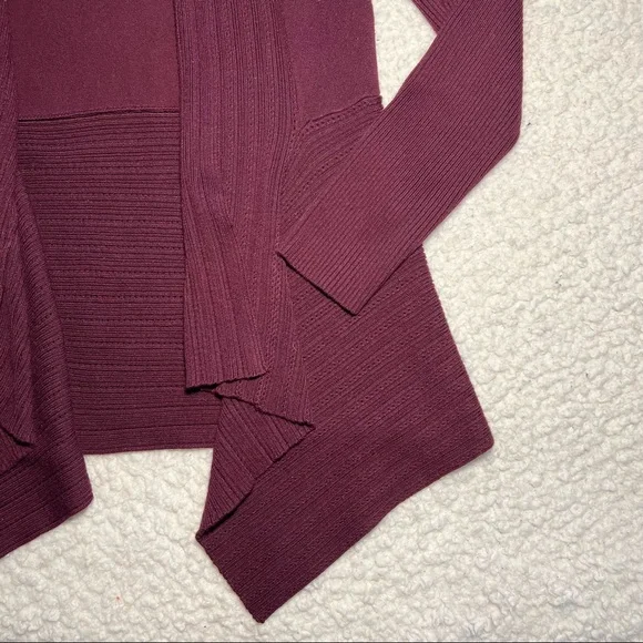 Hannah‎ Knit Asymmetrical Cardigan - Picture 2 of 5